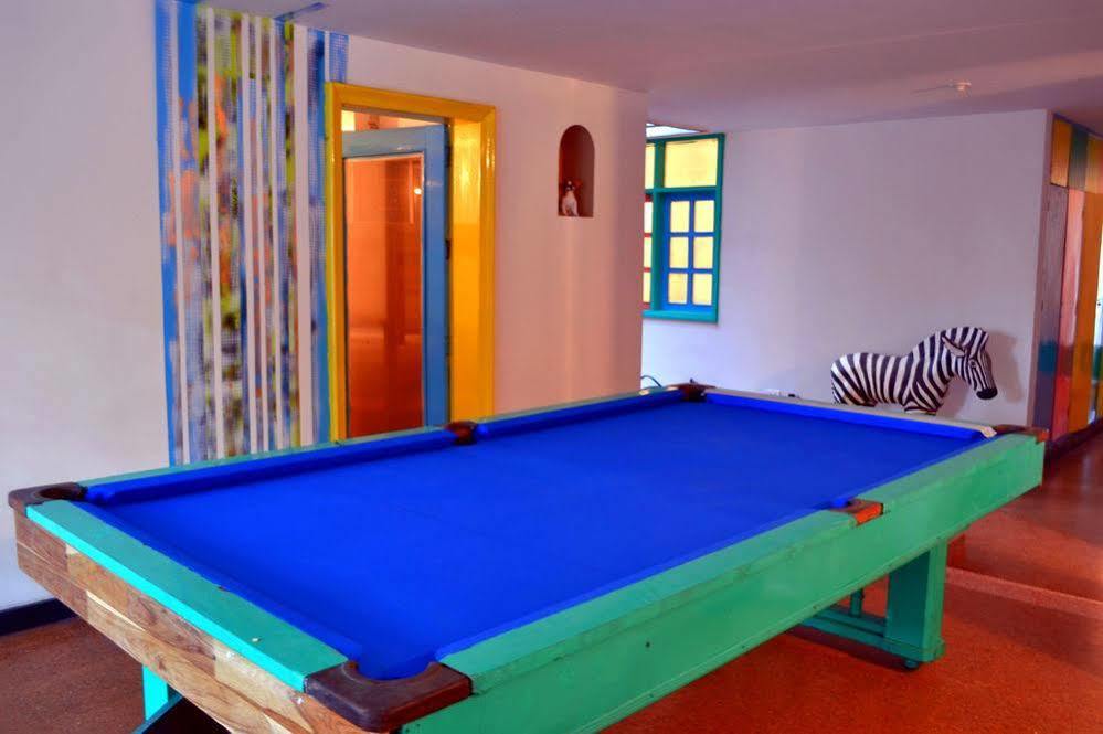 Hotel Color House 2*